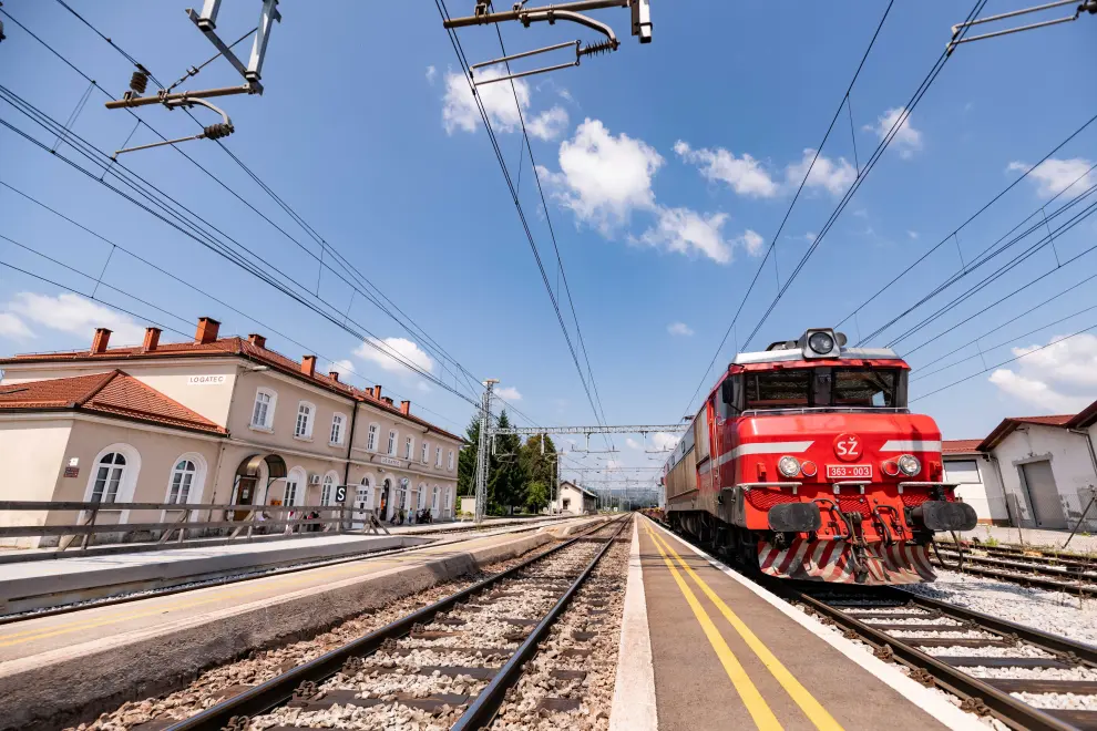 A freight train at Logatec train station. Photo: Boštjan Podlogar/STA