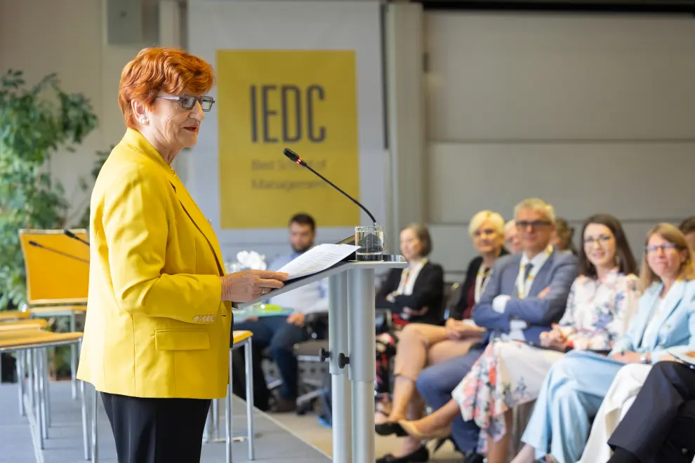 Head of the IEDC Bled School of Management Danica Purg addresses an international conference on leadership in healthcare. Photo: Bor Slana/STA
