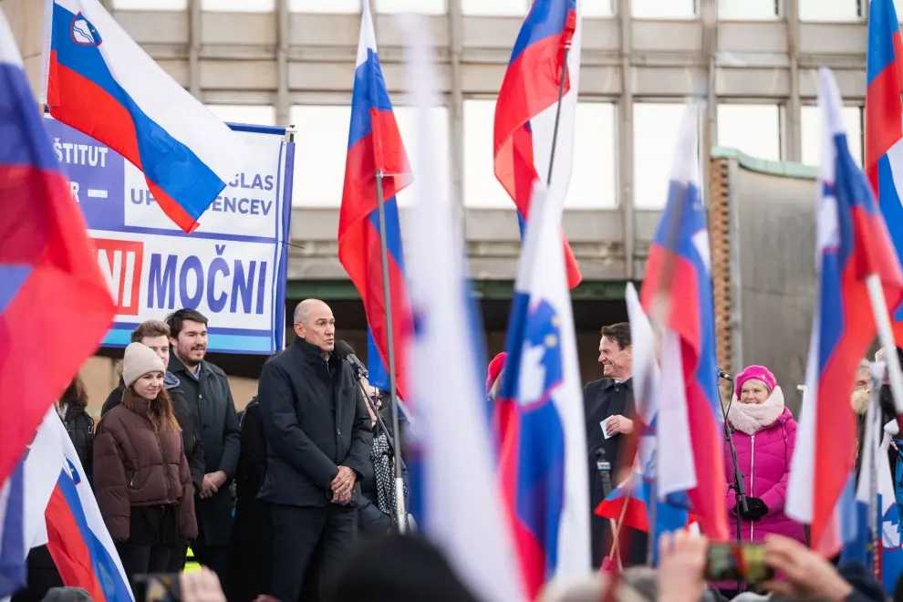 Opposition leader Janez Janša addresses an anti-government rally in front of parliament. Photo: Boštjan Podlogar/STA