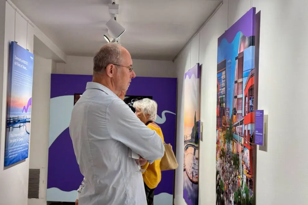 Visitors enjoyed the Taiwan exhibits on site.