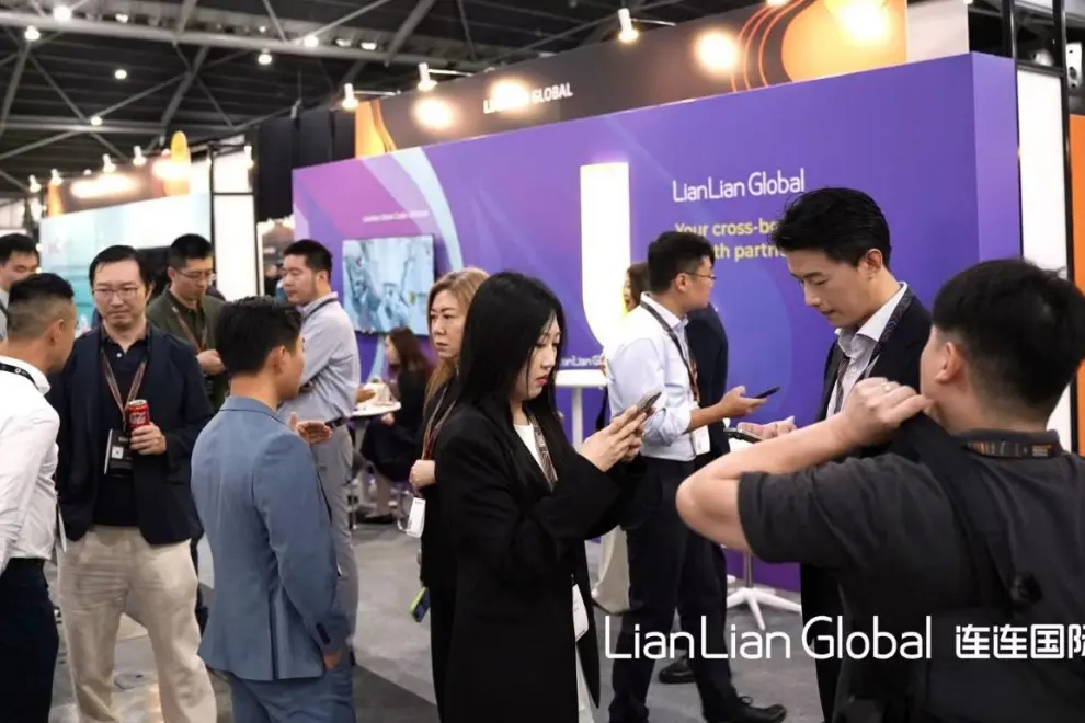 Lianlian DigiTech Showcases "Dual Booths" at the 2024 Singapore FinTech Festival, Demonstrating Achievements in Digital Payment Services to the World