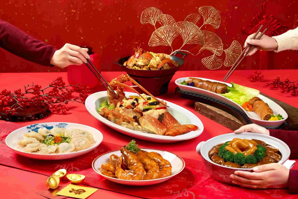 Restaurants at StarWorld Hotel, Galaxy Macau and Broadway Macau present a myriad of delectable Lunar New Year dishes for added festivity.