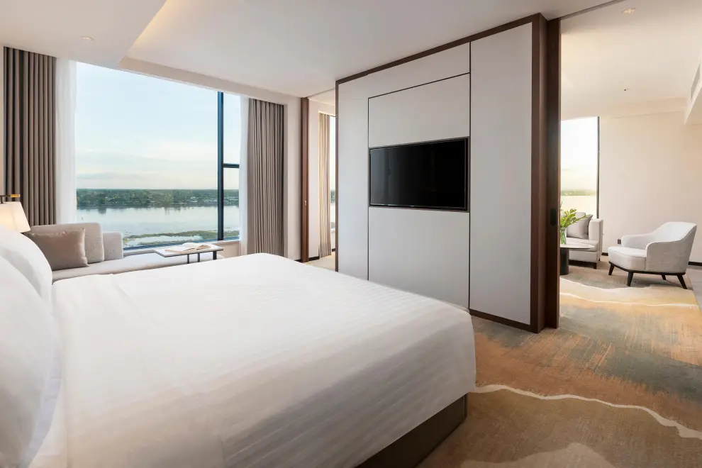 Amari Vientiane - Junior Suite River View - Bedroom 2 (1)