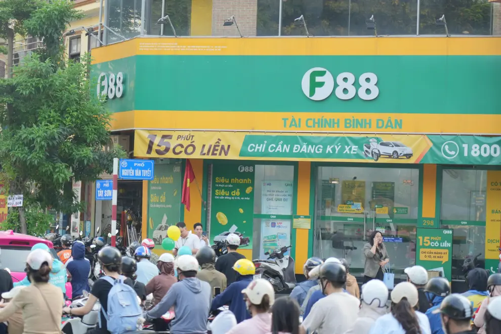 An F88 pawn shop in Hà Nội. F88 is now eligible to become the first alternative financial services provider to move towards a listing on Việt Nam's stock market. Photo courtesy of F88