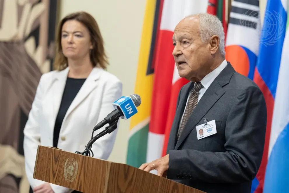 Foreign Minister Tanja Fajon (left) and Ahmed Aboul Gheit, secretary general of the League of Arab States, brief reporters after the informal dialogue between UN Security Council and the League of Arab States. Photo: UN