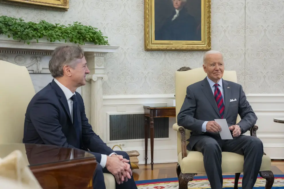 Prime Minister Robert Golob (left) meets US President Joe Biden at the White House. Photo: Slovenian government's X profile