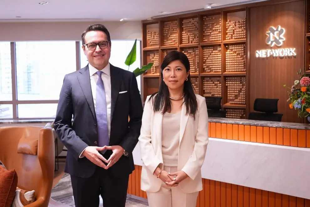 (From left) Mr. Mikael Jaeraas, Senior Director - Retail and Hong Kong Business Operation, and Ms. Helen Lau, Deputy Director - Hong Kong Business Operation, at the launch event of NET•WORK, showcasing its key features.